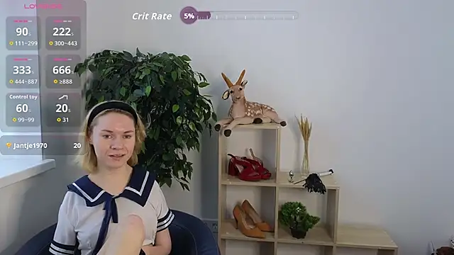 Snapshot of EmmaGallen chatting on 11/06/25, 08:48 EmmaGallen online show from 11/06/25, 08:48