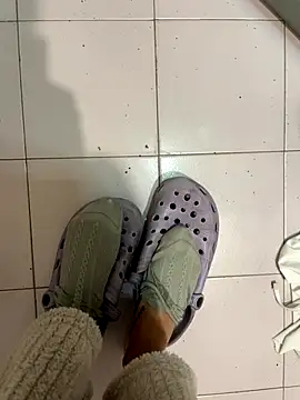 Snapshot of MargheritaRm chatting on 11/26/25, 06:20 MargheritaRm online show from 11/26/25, 06:20