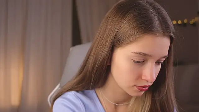 UdelaHathorne online show from 10/22/25, 03:12