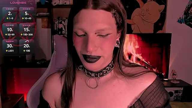 Snapshot of Loona_s chatting on 03/04/25, 03:33 Loona s online show from 03/04/25, 03:33