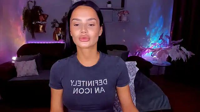DanaSincere online show from 06/18/26, 04:02