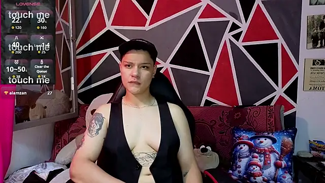 Snapshot of demimoore222 chatting on 12/16/25, 09:31 demimoore222 online show from 12/16/25, 09:31