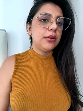 AliceGarc online show from 09/10/25, 07:14