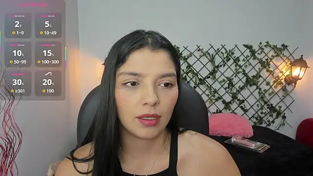 issa  nassar online show from 10/27/25, 01:59