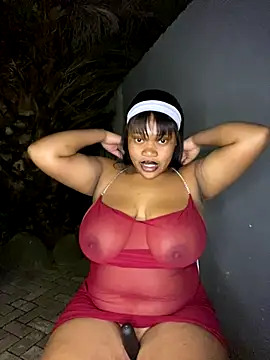 Snapshot of CuteSexyBoobz chatting on 10/22/25, 05:34 CuteSexyBoobz online show from 10/22/25, 05:34