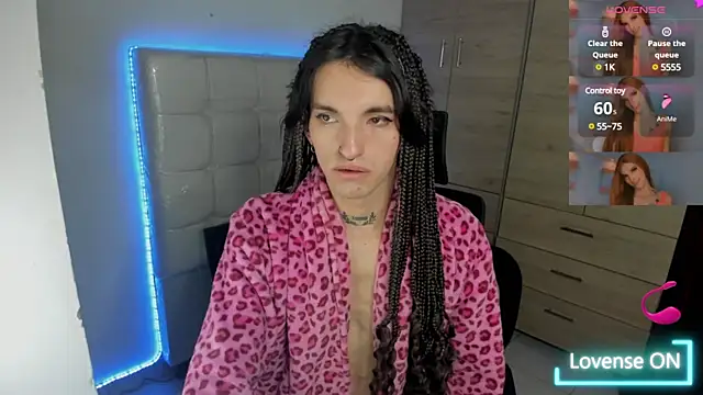 Maite Wings online show from 03/02/25, 04:32