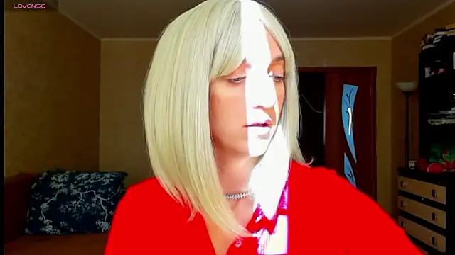 Snapshot of desired_zzoya chatting on 09/15/25, 03:28 desired zzoya online show from 09/15/25, 03:28