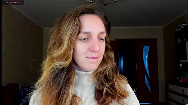 Snapshot of desired_zzoya chatting on 09/19/25, 05:20 desired zzoya online show from 09/19/25, 05:20