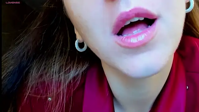 Snapshot of desired_zzoya chatting on 09/22/25, 04:03 desired zzoya online show from 09/22/25, 04:03