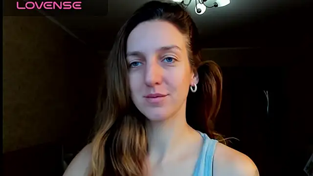 Snapshot of desired_zzoya chatting on 11/14/25, 03:05 desired zzoya online show from 11/14/25, 03:05