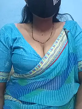 Snapshot of Sexyradha_ chatting on 02/08/26, 03:48 Sexyradha online show from 02/08/26, 03:48