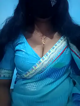Snapshot of Sexyradha_ chatting on 03/06/26, 07:05 Sexyradha online show from 03/06/26, 07:05