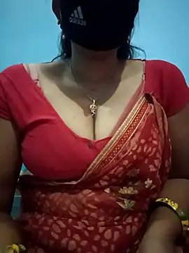 Snapshot of Sexyradha_ chatting on 03/12/26, 05:41 Sexyradha online show from 03/12/26, 05:41