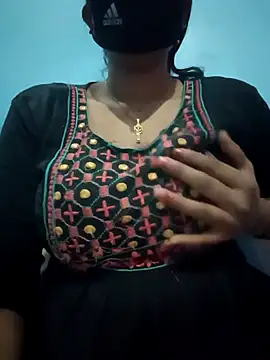 Snapshot of Sexyradha_ chatting on 03/14/26, 07:58 Sexyradha online show from 03/14/26, 07:58