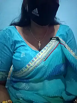 Snapshot of Sexyradha_ chatting on 03/27/26, 04:29 Sexyradha online show from 03/27/26, 04:29