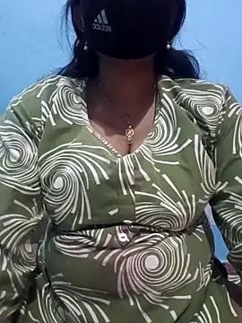 Snapshot of Sexyradha_ chatting on 04/05/26, 05:10 Sexyradha online show from 04/05/26, 05:10