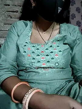 Snapshot of Sexyradha_ chatting on 04/18/26, 07:58 Sexyradha online show from 04/18/26, 07:58