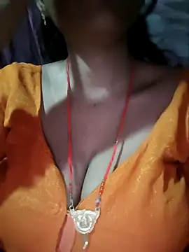 Snapshot of Sexyradha_ chatting on 04/22/26, 08:10 Sexyradha online show from 04/22/26, 08:10