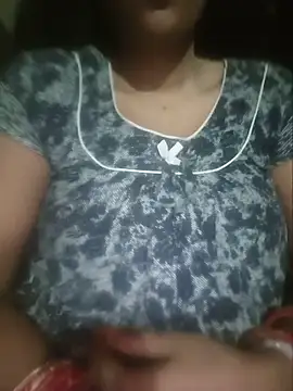 Snapshot of Sexyradha_ chatting on 06/15/26, 09:28 Sexyradha online show from 06/15/26, 09:28