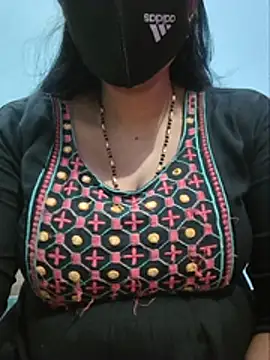 Snapshot of Sexyradha_ chatting on 06/23/26, 04:16 Sexyradha online show from 06/23/26, 04:16