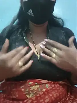 Snapshot of Sexyradha_ chatting on 07/04/26, 04:35 Sexyradha online show from 07/04/26, 04:35