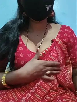 Snapshot of Sexyradha_ chatting on 07/07/26, 04:55 Sexyradha online show from 07/07/26, 04:55