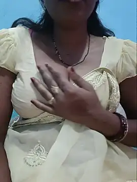 Snapshot of Sexyradha_ chatting on 07/16/26, 07:09 Sexyradha online show from 07/16/26, 07:09