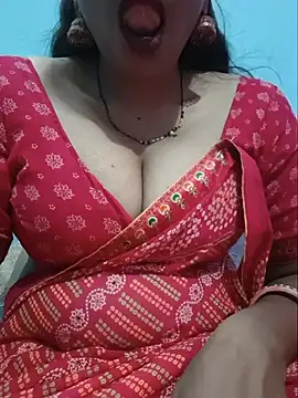 Snapshot of Sexyradha_ chatting on 07/28/26, 04:27 Sexyradha online show from 07/28/26, 04:27