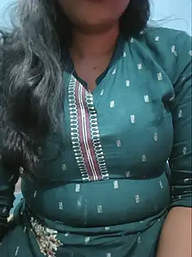 Snapshot of Sexyradha_ chatting on 07/29/26, 04:27 Sexyradha online show from 07/29/26, 04:27