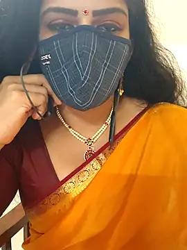 ashmitha online show from 11/18/25, 04:11