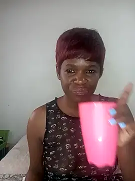 Missvixen81 online show from 05/04/26, 10:11