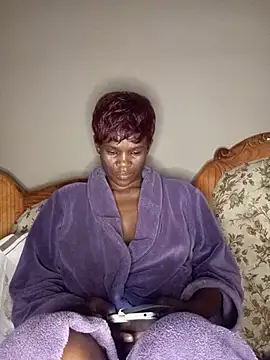 Missvixen81 online show from 05/24/26, 08:47
