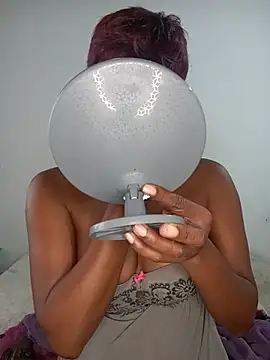 Missvixen81 online show from 05/28/26, 08:22