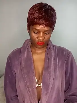 Missvixen81 online show from 06/10/26, 04:45