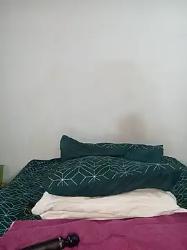 Missvixen81 online show from 06/26/26, 09:14