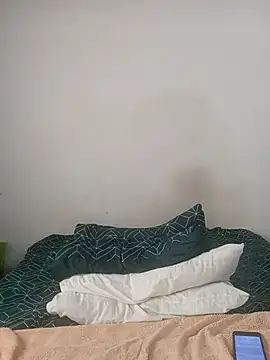 Missvixen81 online show from 07/06/26, 01:41