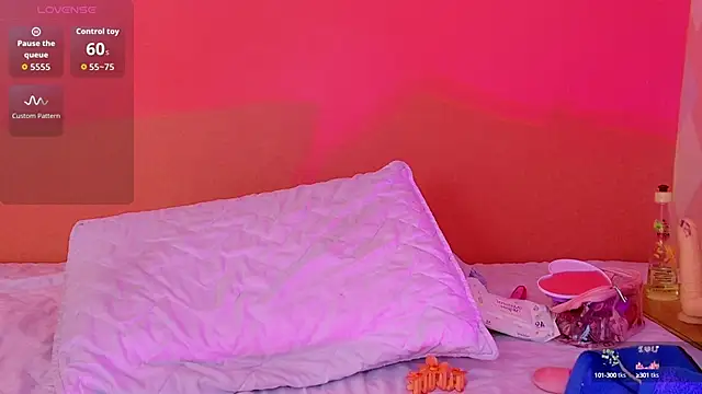 playfulcurvy online show from 10/01/25, 09:32