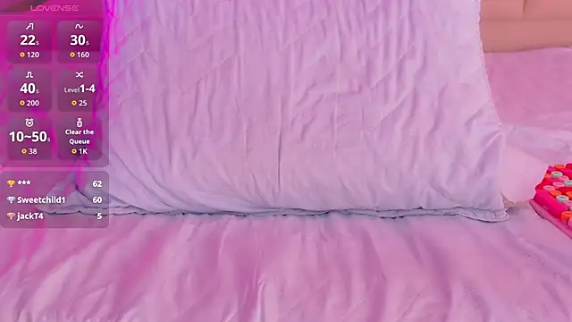 playfulcurvy online show from 10/22/25, 07:35