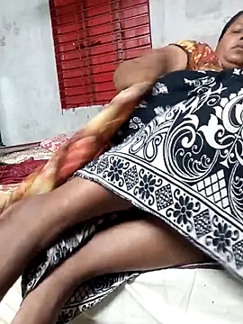 Pakhi Couple 69 online show from 05/10/26, 02:44
