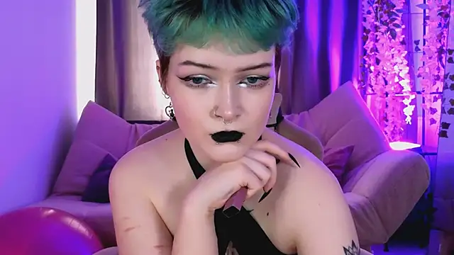 NicoleFlloret online show from 03/14/25, 12:07