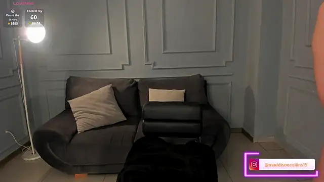 Snapshot of MaddisonCollins chatting on 01/06/26, 12:31 MaddisonCollins online show from 01/06/26, 12:31