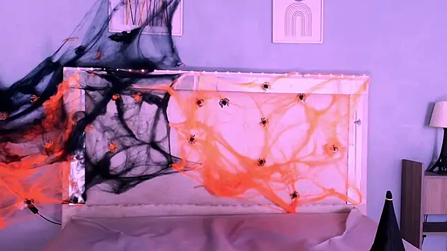 Emily Castillo 1 online show from 10/07/25, 01:25