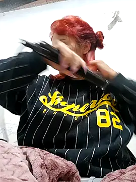 Sarah917 online show from 10/02/25, 03:08