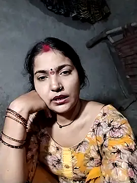 Snapshot of Maidangirl chatting on 09/21/25, 04:52 Maidangirl online show from 09/21/25, 04:52