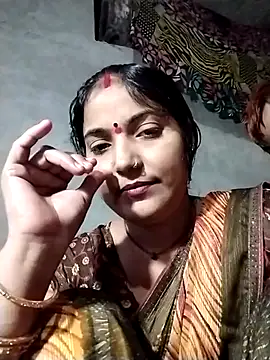 Snapshot of Maidangirl chatting on 10/26/25, 03:23 Maidangirl online show from 10/26/25, 03:23