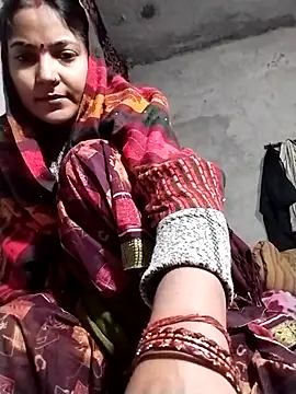 Snapshot of Maidangirl chatting on 12/03/25, 03:03 Maidangirl online show from 12/03/25, 03:03