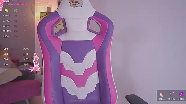 Snapshot of tommy_blue chatting on 11/06/25, 03:46 tommy blue online show from 11/06/25, 03:46