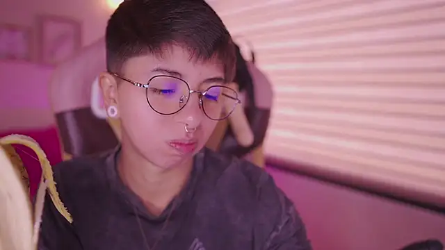 tommy blue online show from 06/02/26, 12:40