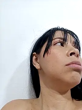 Snapshot of Candy-Body chatting on 03/15/25, 11:28 Candy-Body online show from 03/15/25, 11:28