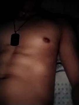 Snapshot of DeFut_xxx chatting on 03/19/25, 04:57 DeFut xxx online show from 03/19/25, 04:57